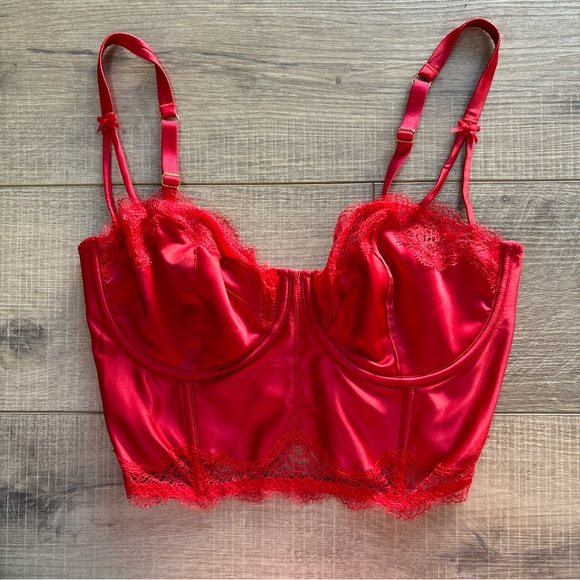 Victoria’s Secret Red Lace Corset Bra Dream Angels Unlined Balconet 34DD - Picture 1 of 8